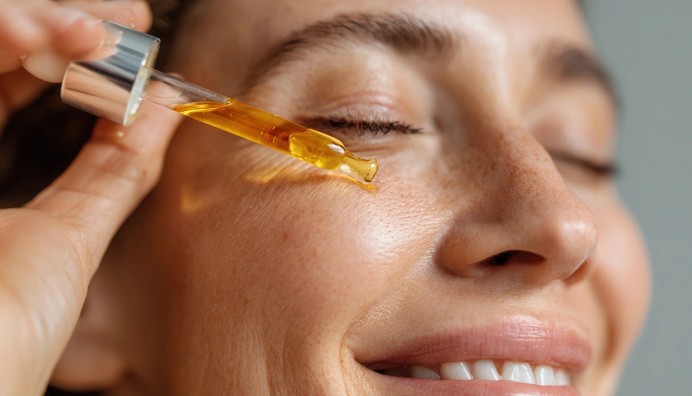 Ménopause et peau : quelle routine de soins adopter après 40 ans ?