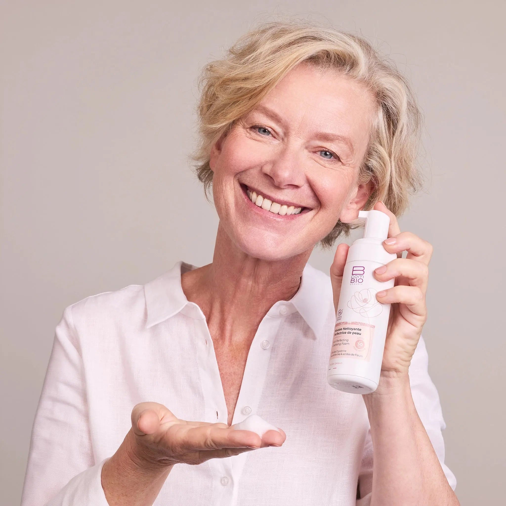 Mousse Nettoyante Ultra Douce et Démaquillante BcomBIO